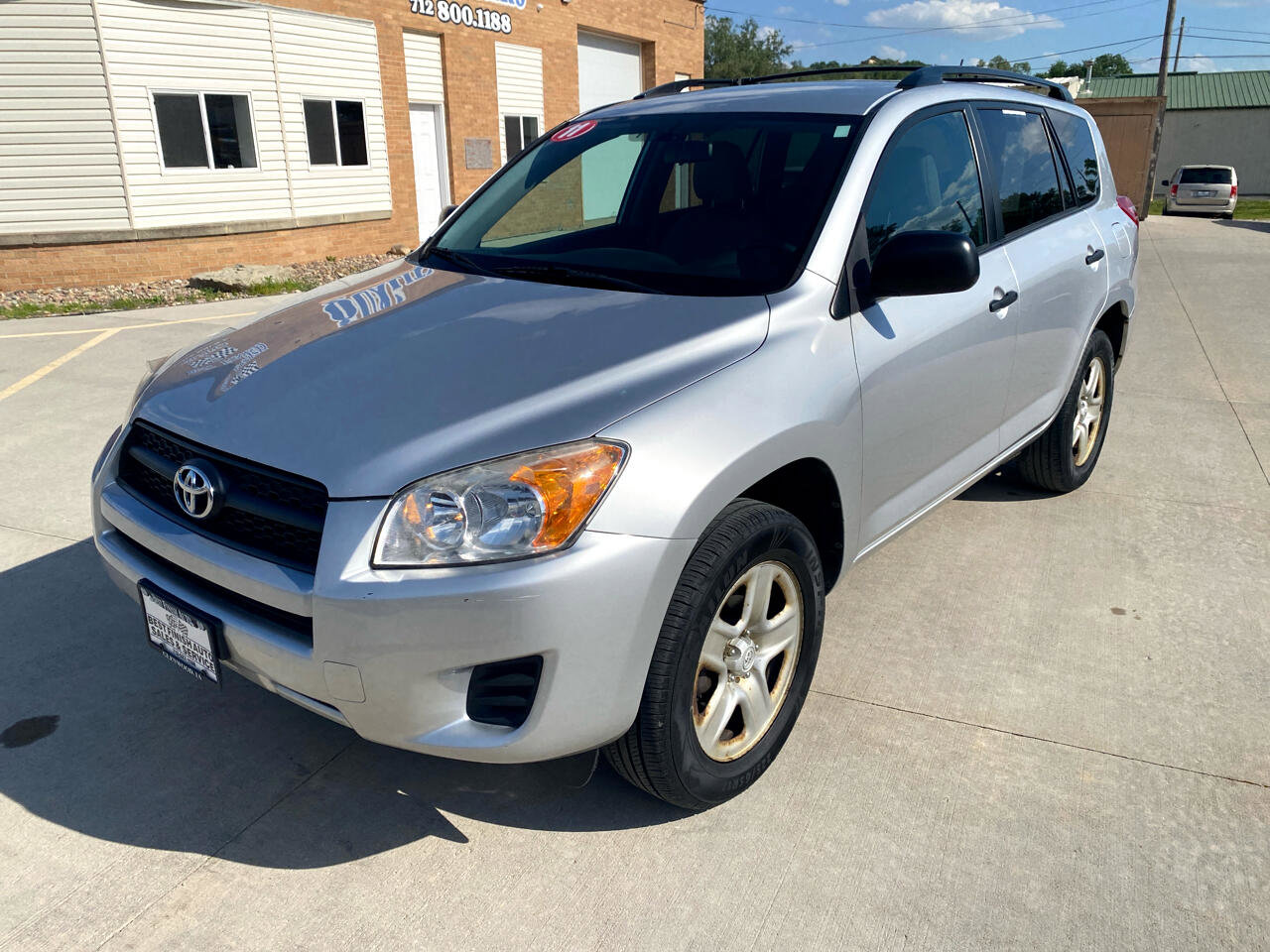 Used 2011 Toyota RAV4 4WD image 2