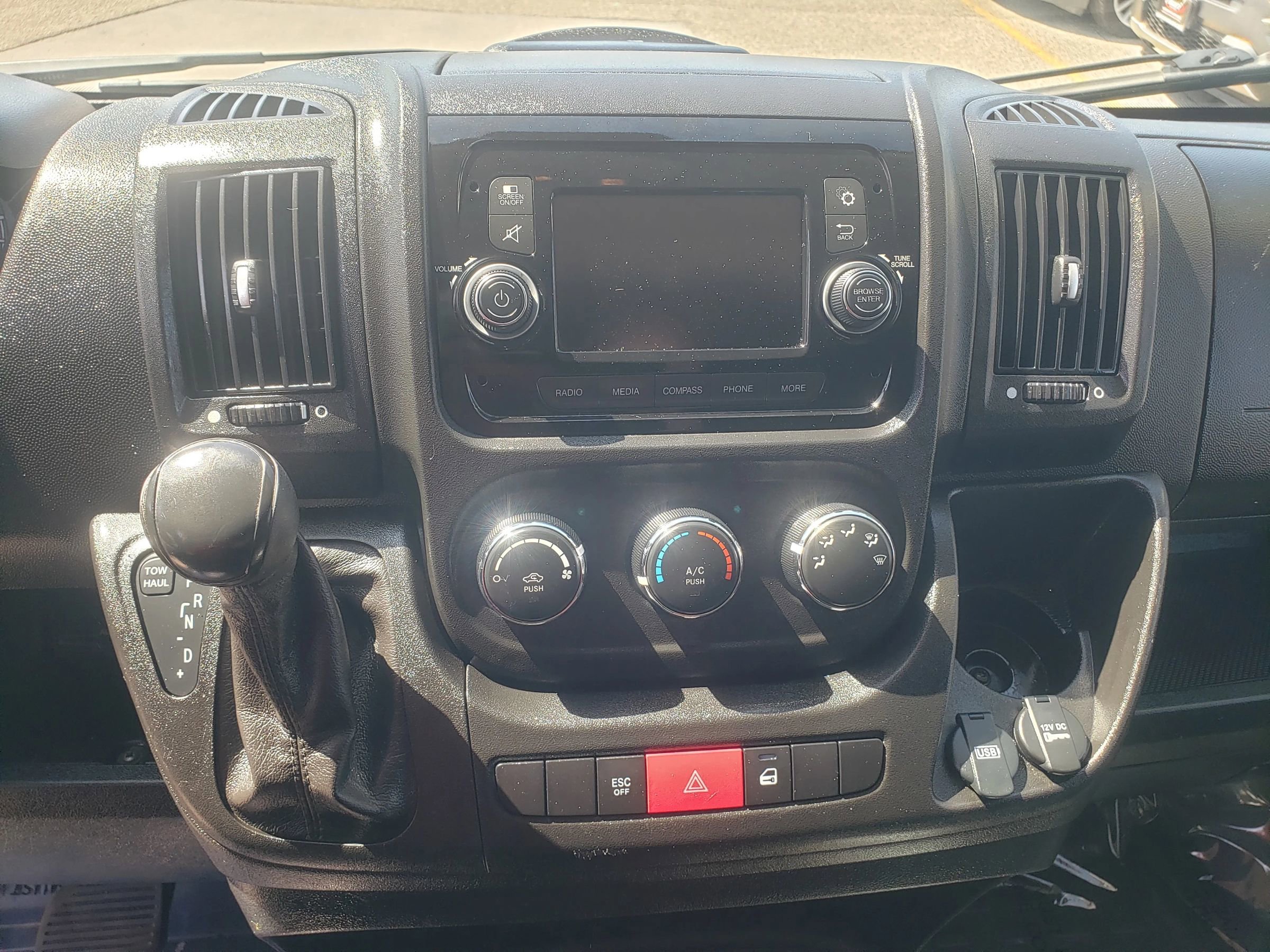 Used 2018 RAM ProMaster 1500 FWD image 12