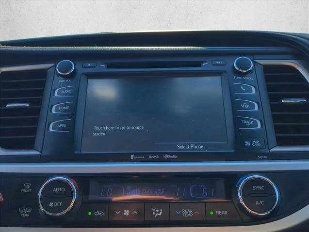 Certified 2018 Toyota Highlander SE image 15