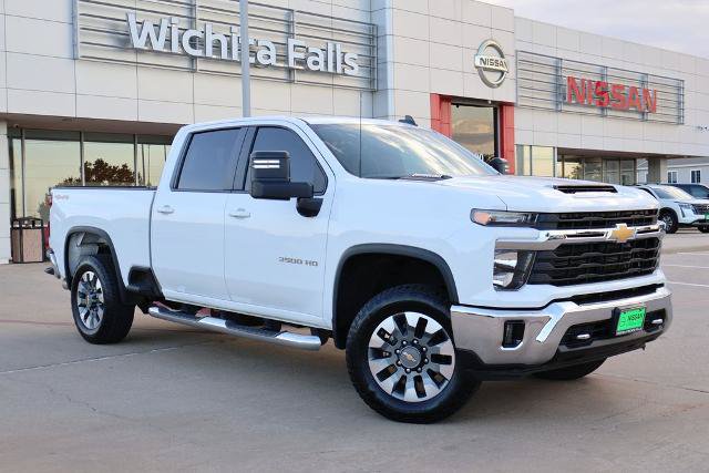 Used 2025 Chevrolet Silverado 3500 LT