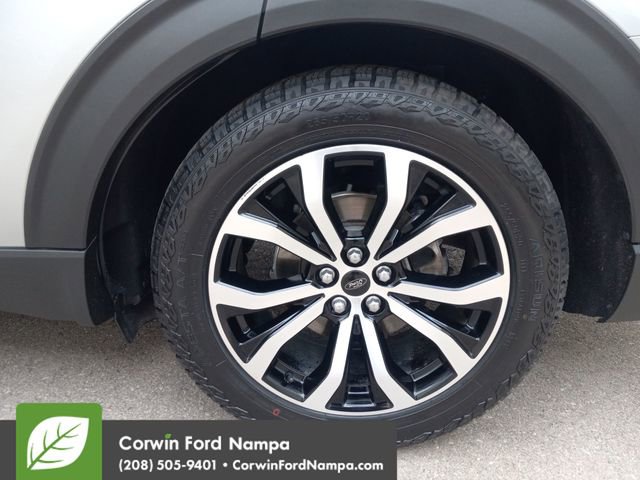 Used 2020 Ford Explorer ST w/ Premium Technology Package image 32