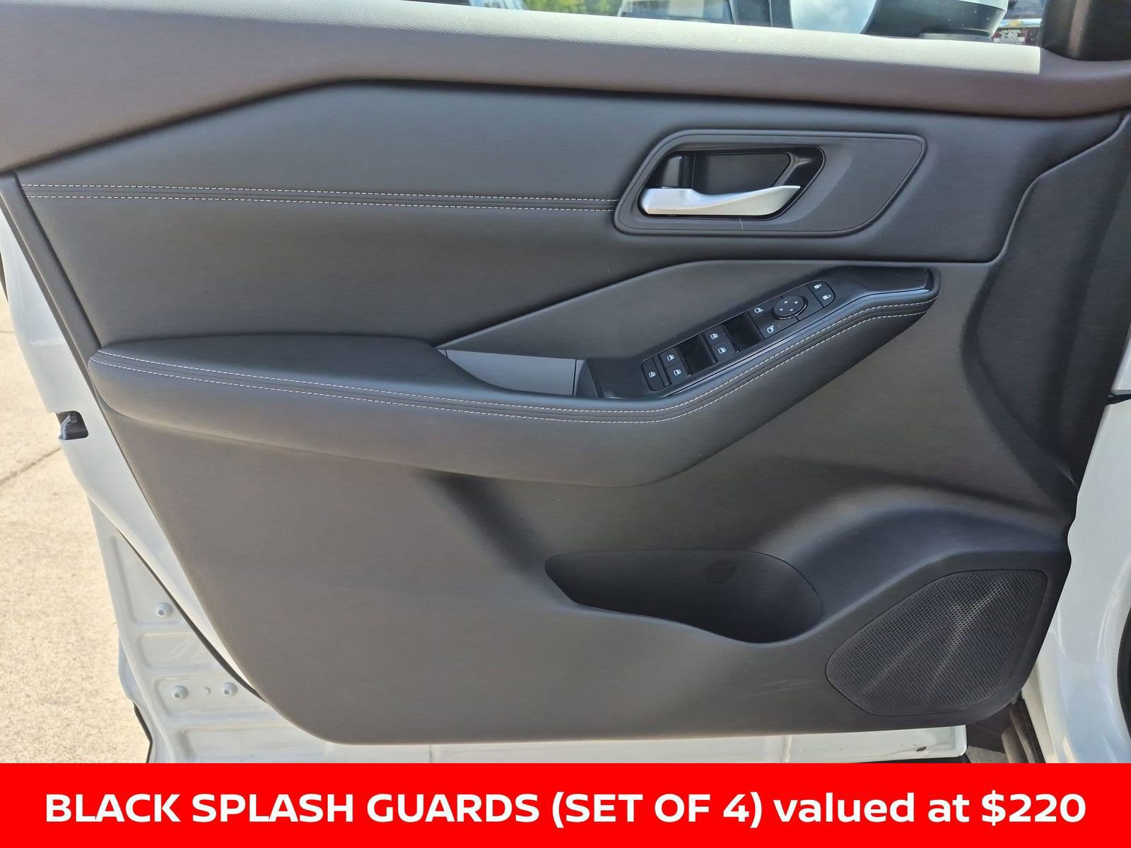 Certified 2023 Nissan Rogue SV w/ SV Premium B Package AWD/4WD image 31