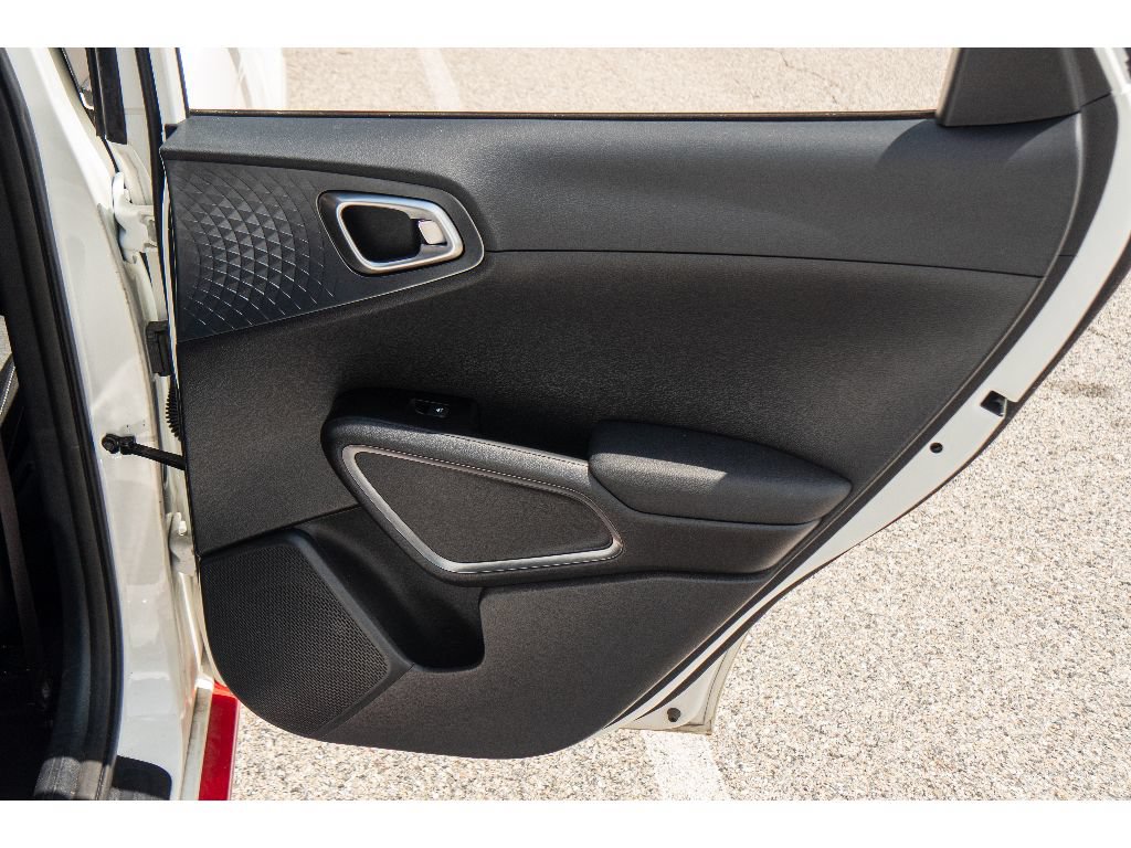 Used 2022 Kia Soul GT-Line FWD image 21