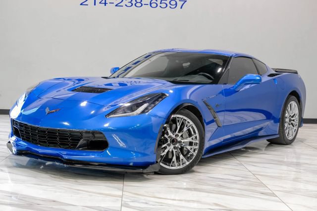 Used 2014 Chevrolet Corvette Stingray Coupe w/ 3LT Preferred Equipment Group RWD image 2