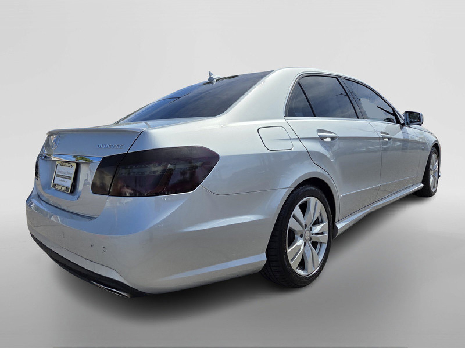 Used 2012 Mercedes-Benz E 350 BlueTEC Sedan image 5