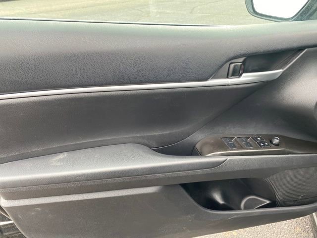 Used 2023 Toyota Camry SE image 15