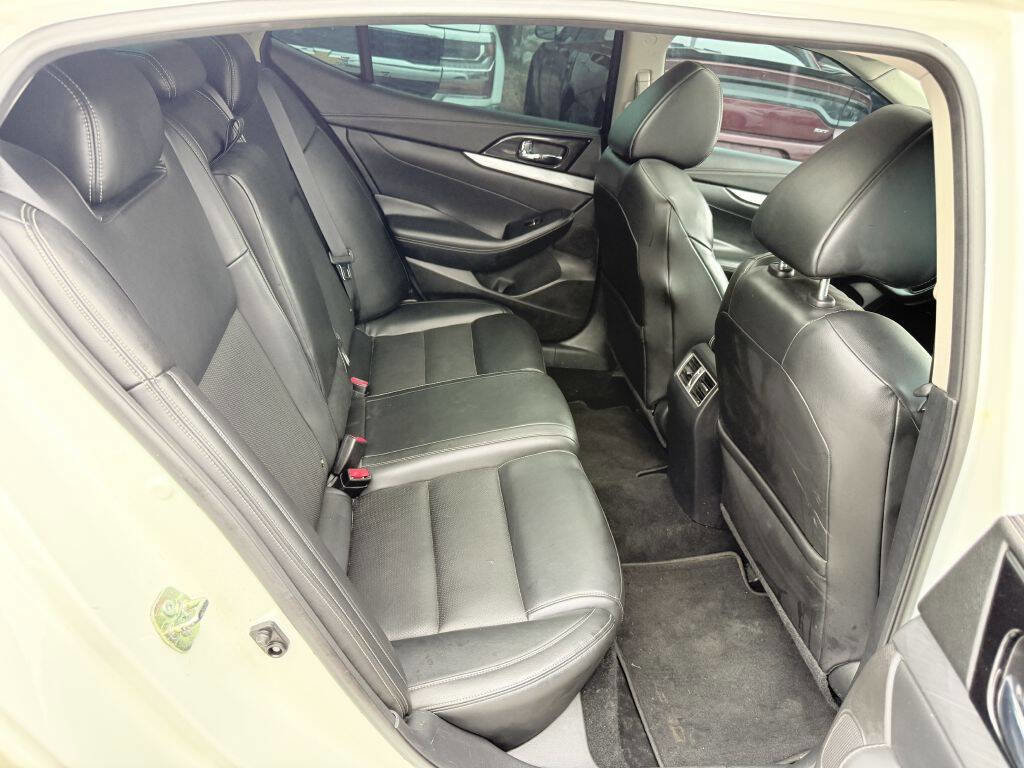 Used 2017 Nissan Maxima 3.5 SL image 23