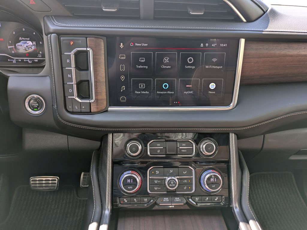 Used 2023 GMC Yukon Denali Ultimate image 21