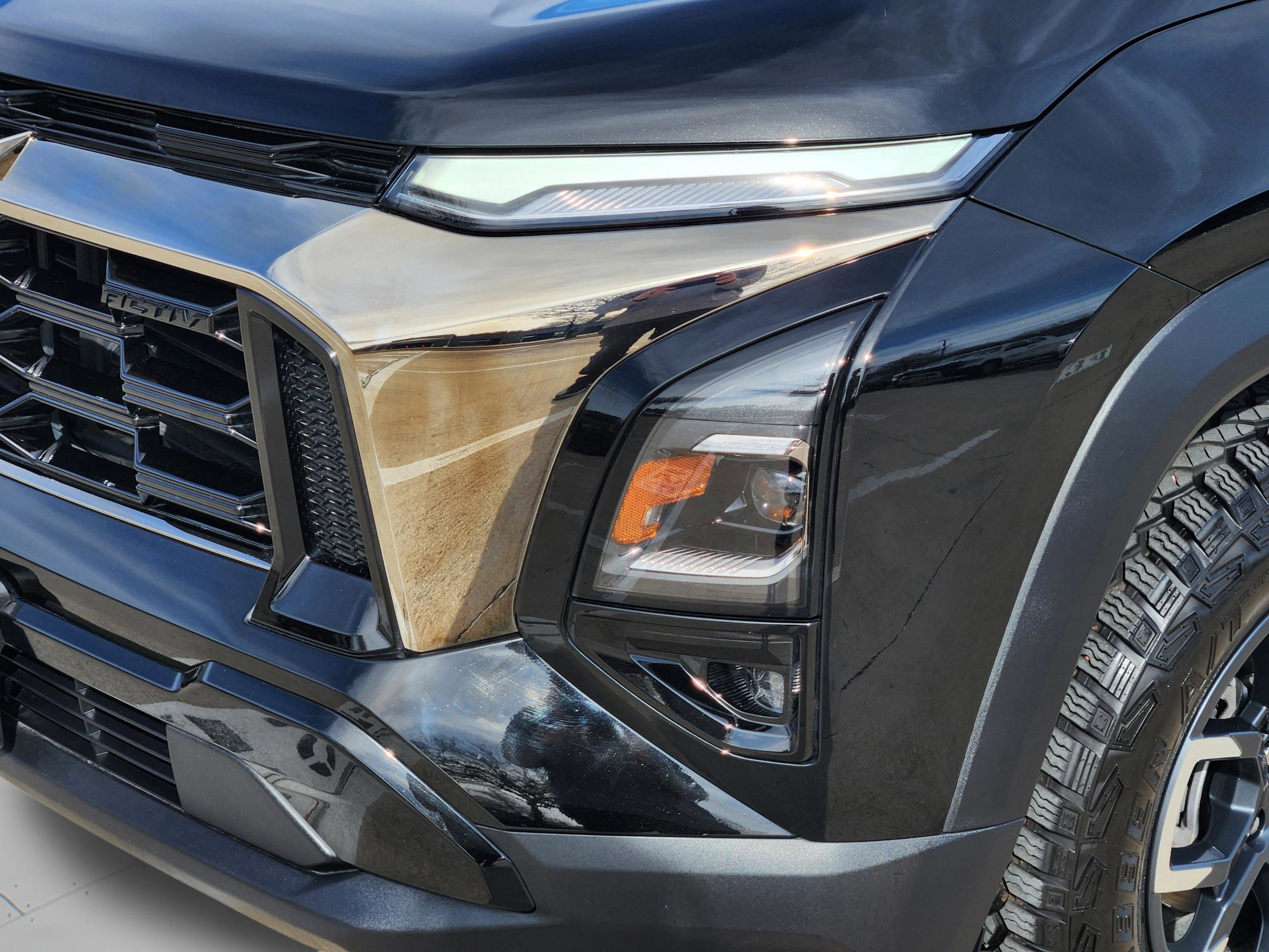 Used 2025 Chevrolet Equinox ACTIV w/ Safety and Technology Package image 8