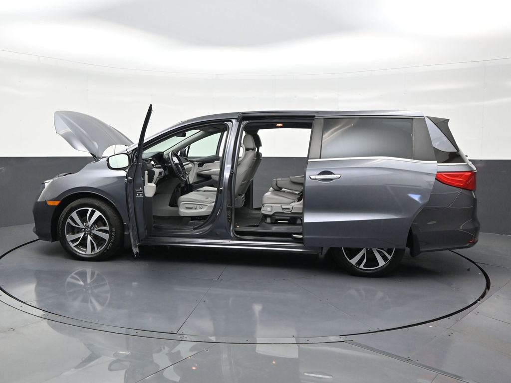 Used 2021 Honda Odyssey Touring image 30