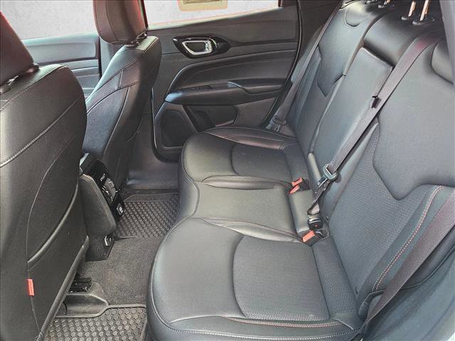 Used 2025 Jeep Compass Trailhawk w/ Trailer Tow Group image 18