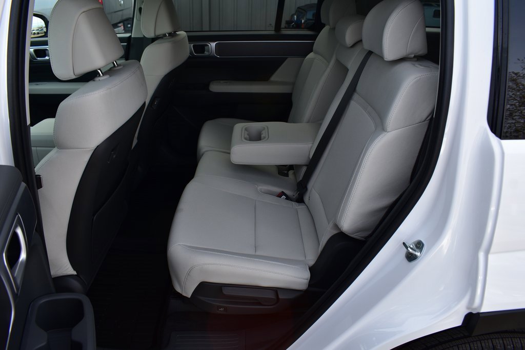 New 2026 Hyundai Santa Fe SE image 20