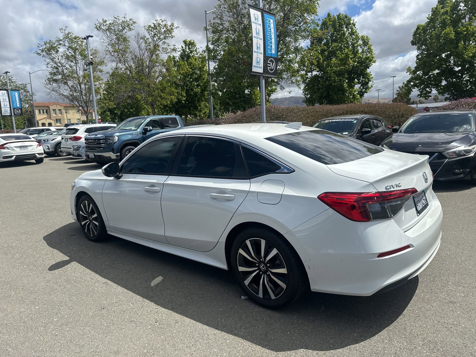 Used 2024 Honda Civic EX image 4