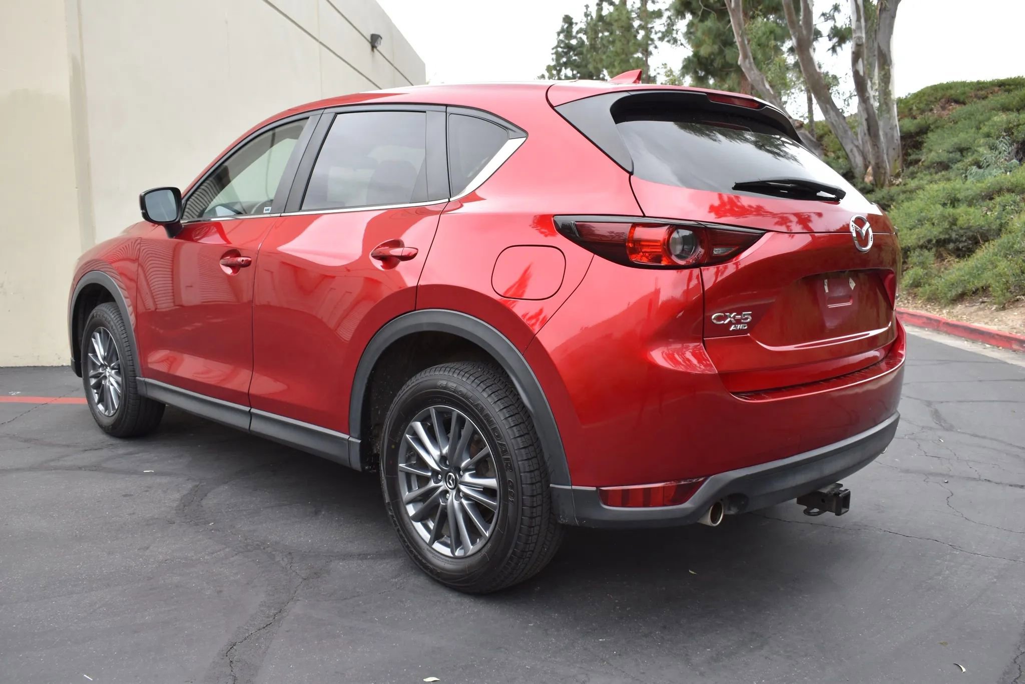 Used 2021 MAZDA CX-5 Touring image 4