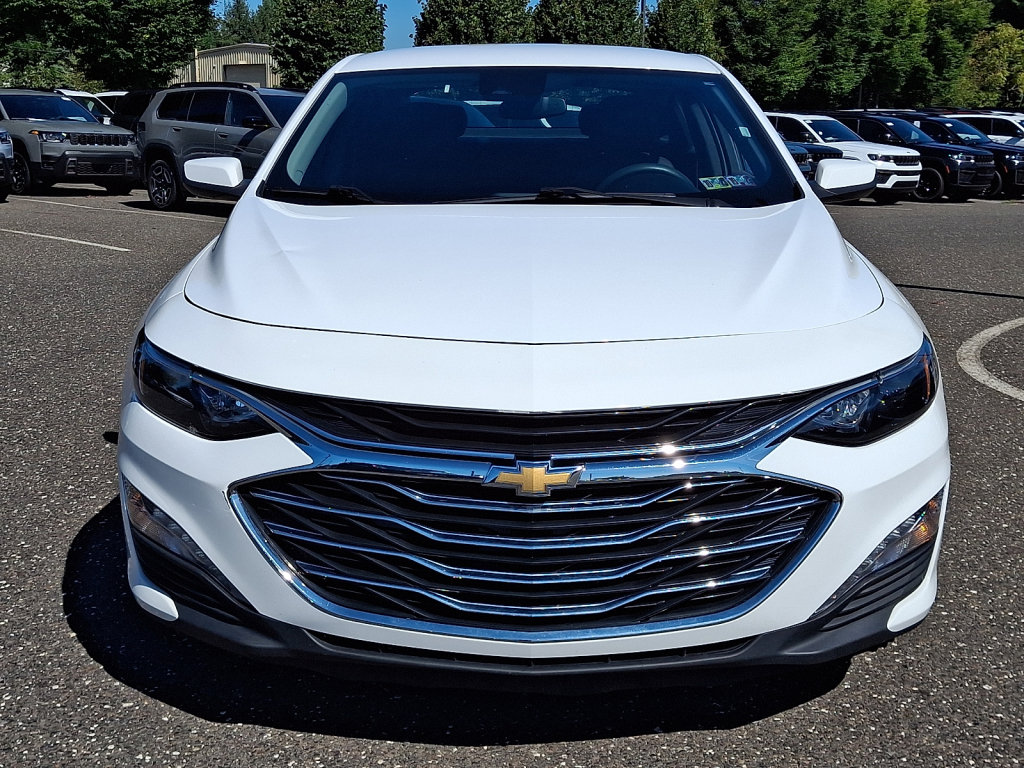 Used 2025 Chevrolet Malibu LT FWD image 8