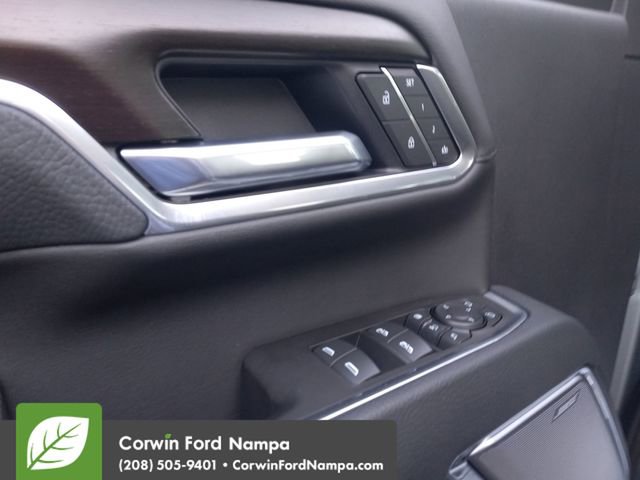Used 2025 GMC Sierra 3500 Denali w/ Denali Reserve Package AWD/4WD image 11