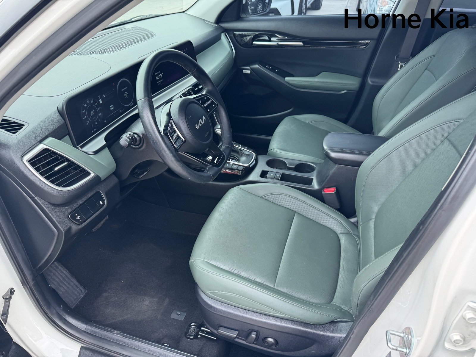 Certified 2024 Kia Seltos SX image 9