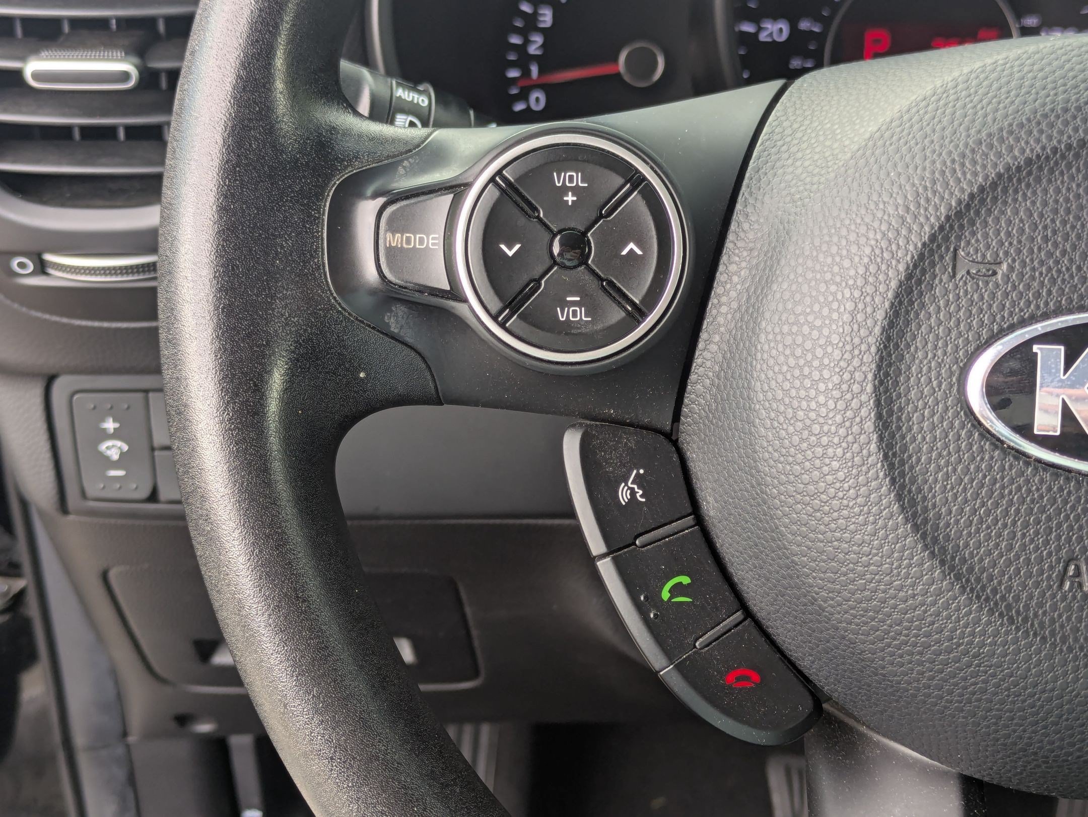 Used 2020 Kia Soul EX w/ Option Group 015 FWD image 16