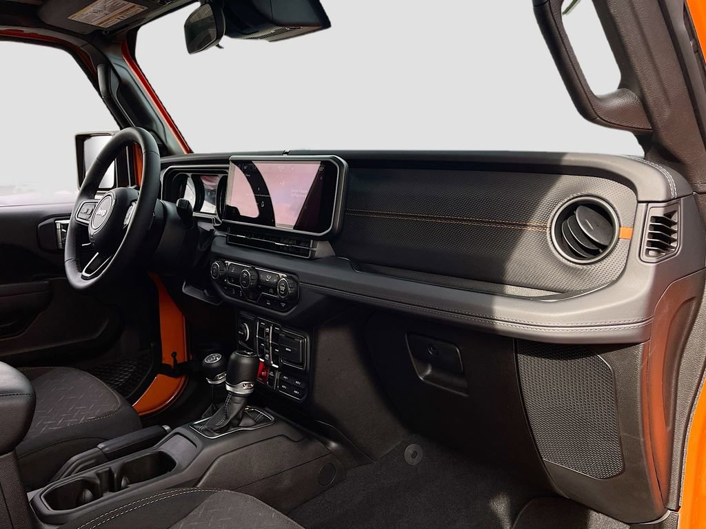 Certified 2025 Jeep Gladiator Mojave image 26