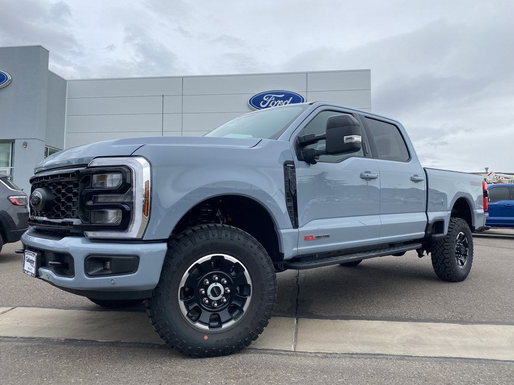 New 2026 Ford F350 4x4 Crew Cab Super Duty image 1