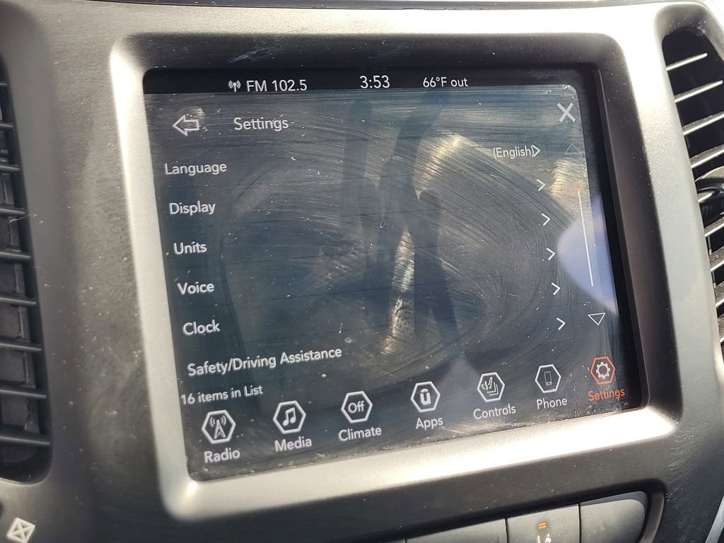 Used 2021 Jeep Cherokee Latitude Lux w/ Sun & Sound Group FWD image 28