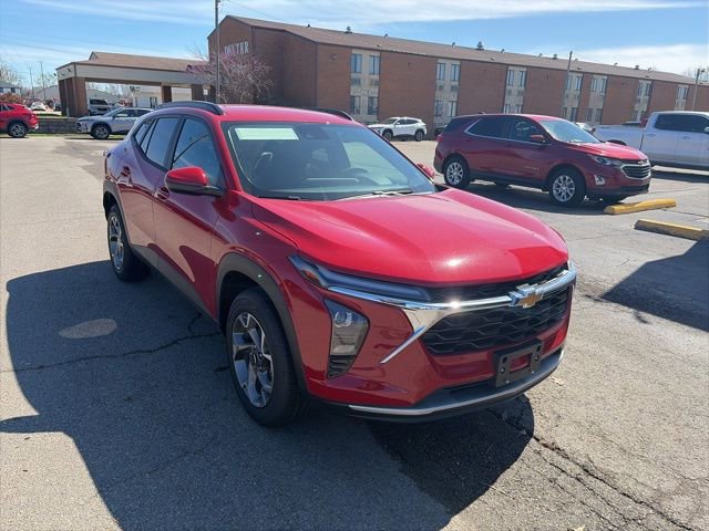 New 2026 Chevrolet Trax LT w/ Driver Confidence Package FWD image 8