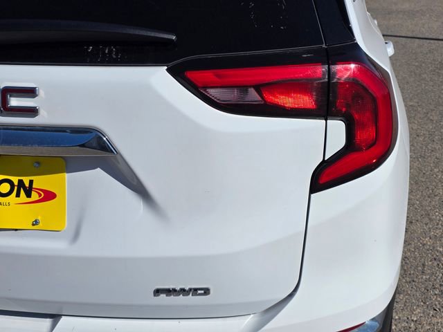 Used 2020 GMC Terrain SLT AWD/4WD image 11