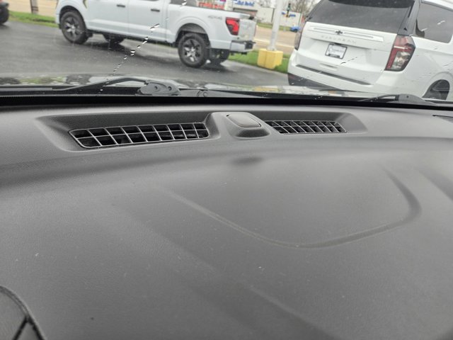 Used 2019 Chevrolet Equinox LT image 8