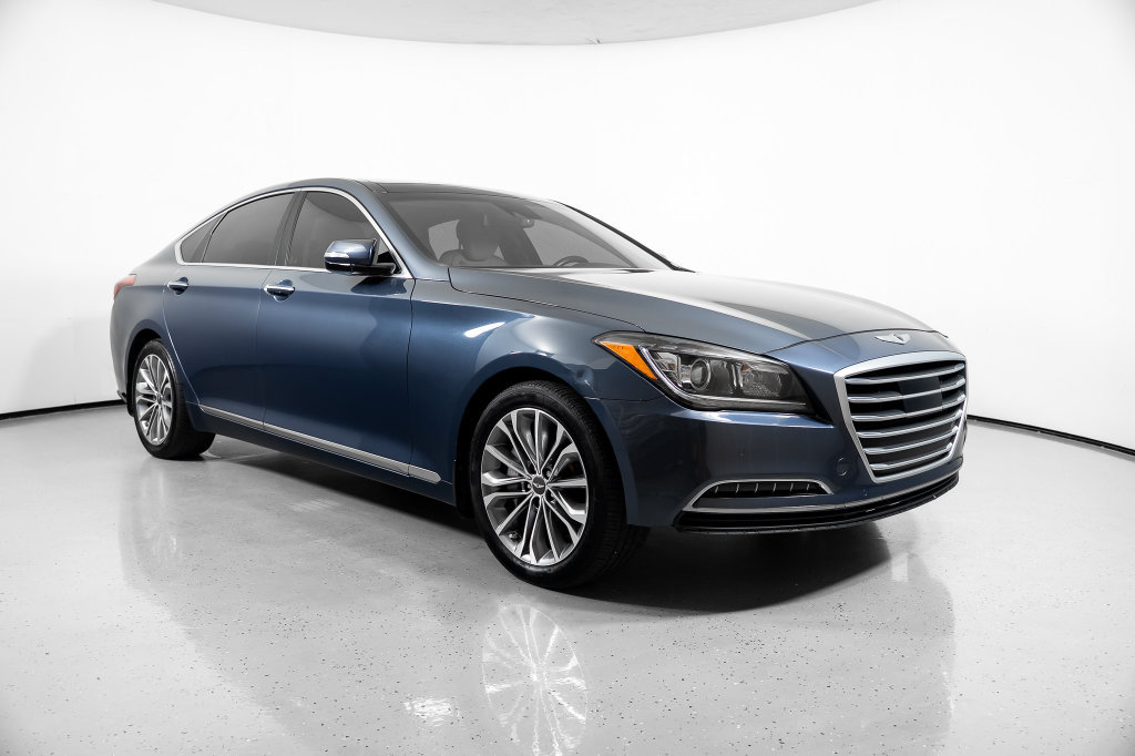 Used 2015 Hyundai Genesis 3.8 w/ Option Group 03 RWD image 2