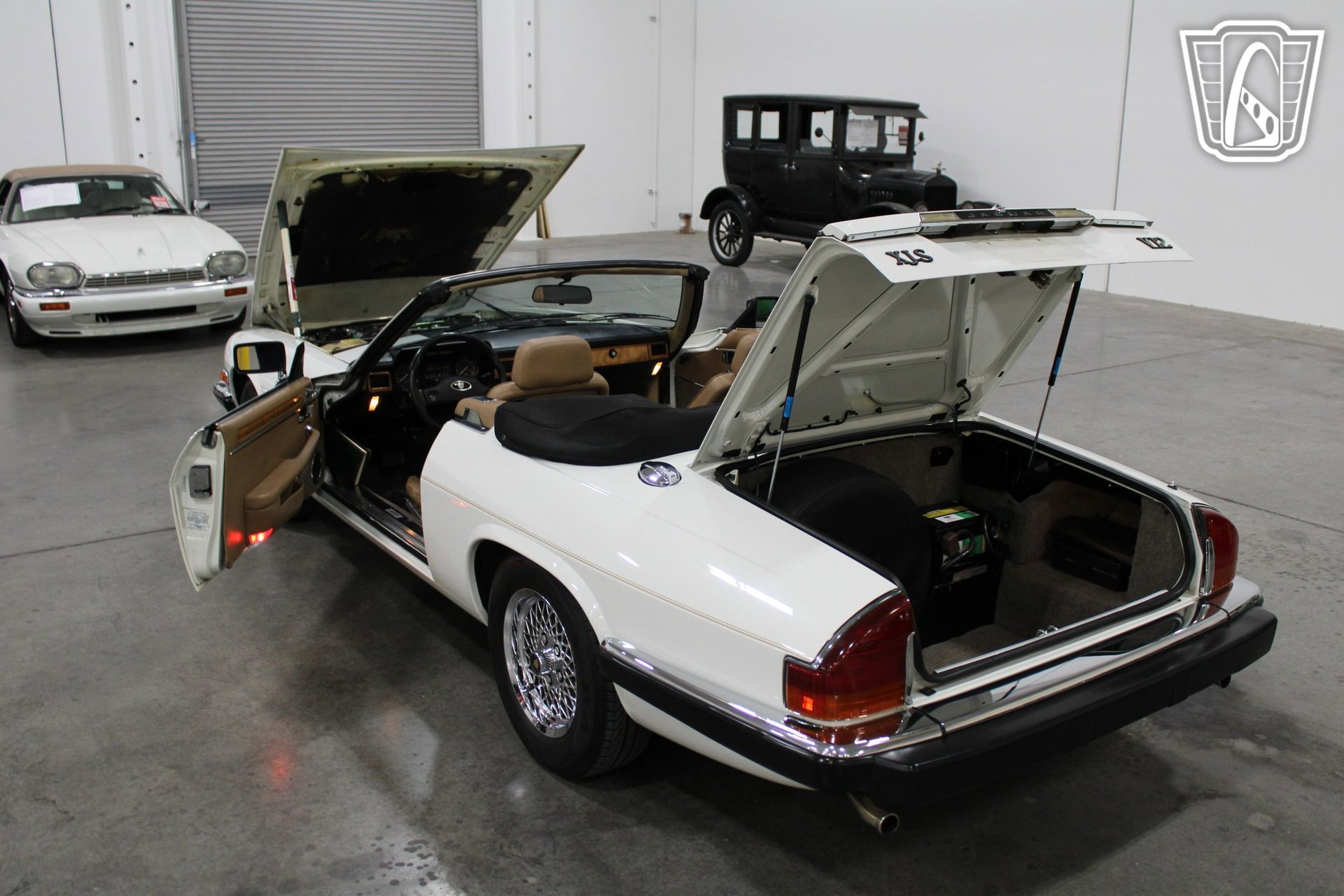 Used 1989 Jaguar XJS V12 Convertible RWD image 27