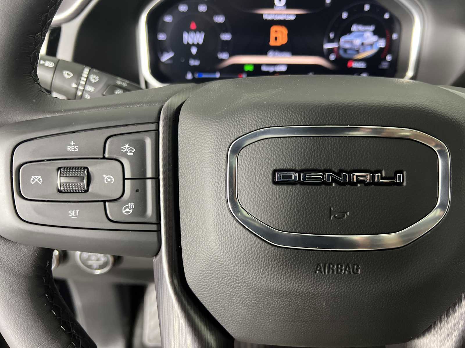 New 2026 GMC Sierra 2500 Denali Ultimate AWD/4WD image 33