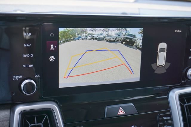 Used 2023 Kia Sorento EX w/ Panoramic Sunroof Package FWD image 9