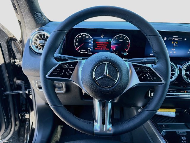 New 2026 Mercedes-Benz GLB 250 4MATIC image 10