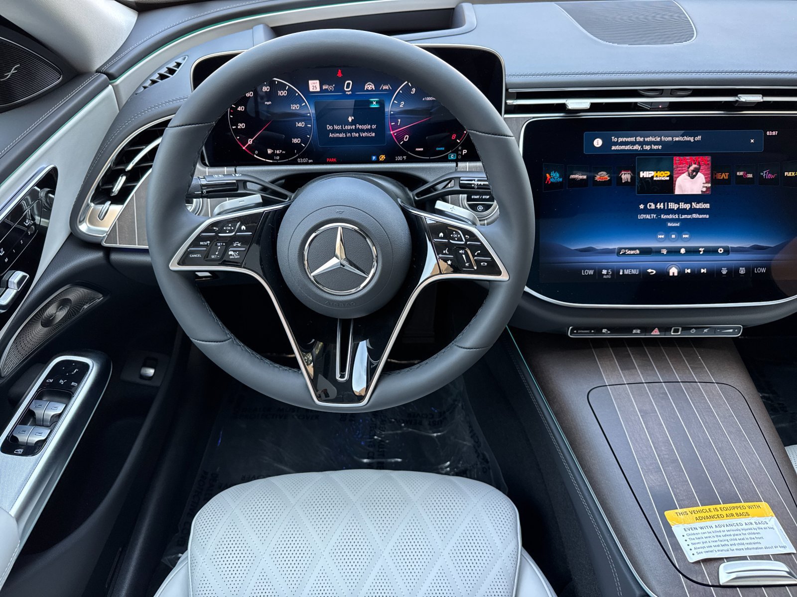 New 2026 Mercedes-Benz E 350 4MATIC Sedan image 13