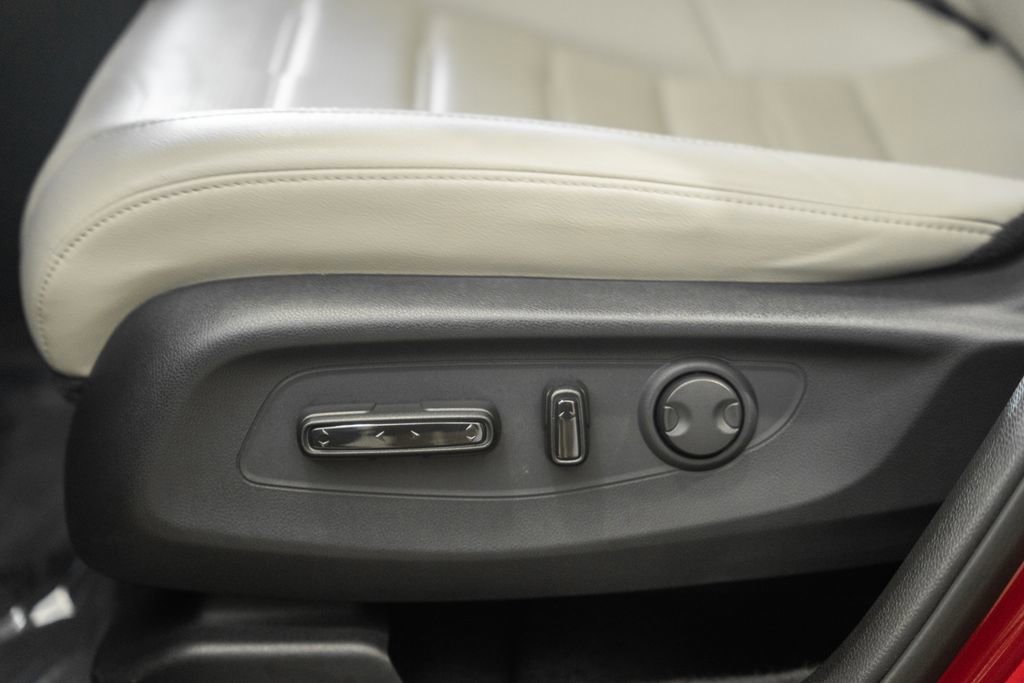 Used 2025 Honda CR-V EX-L image 37