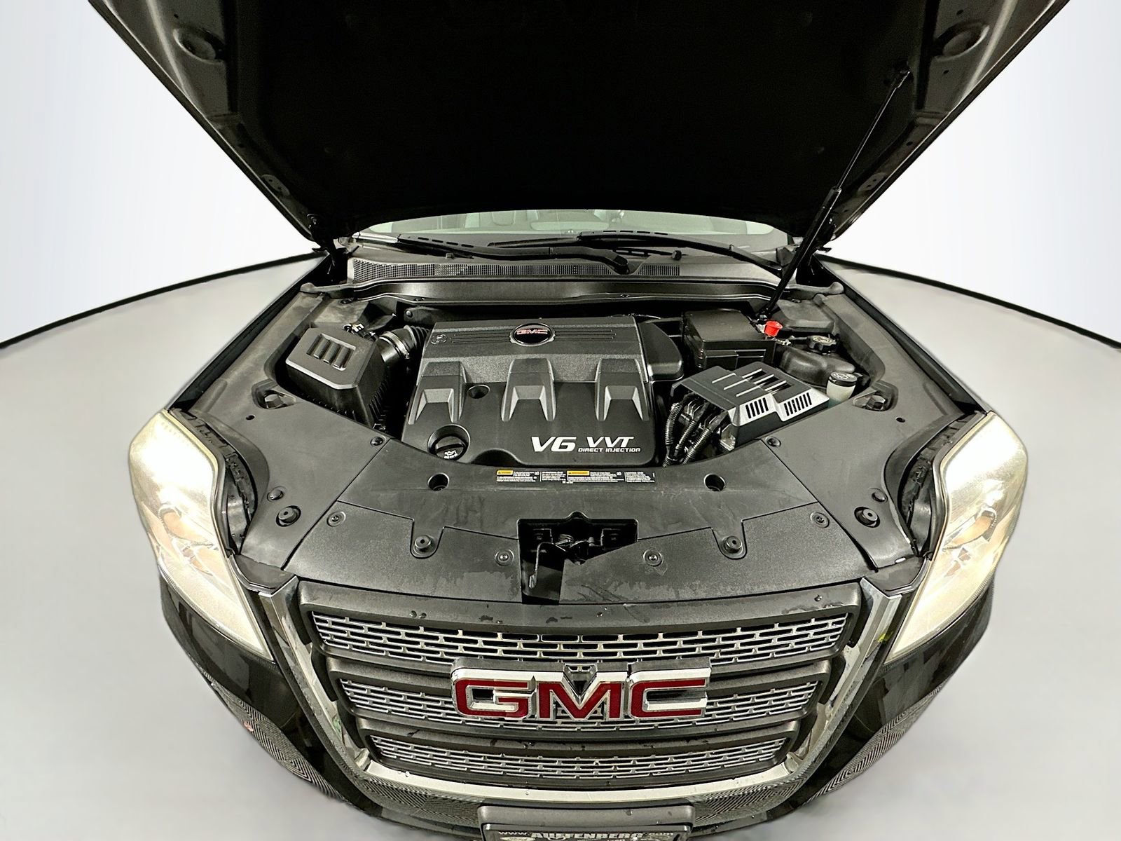 Used 2011 GMC Terrain SLT w/ Cargo Package AWD/4WD image 28
