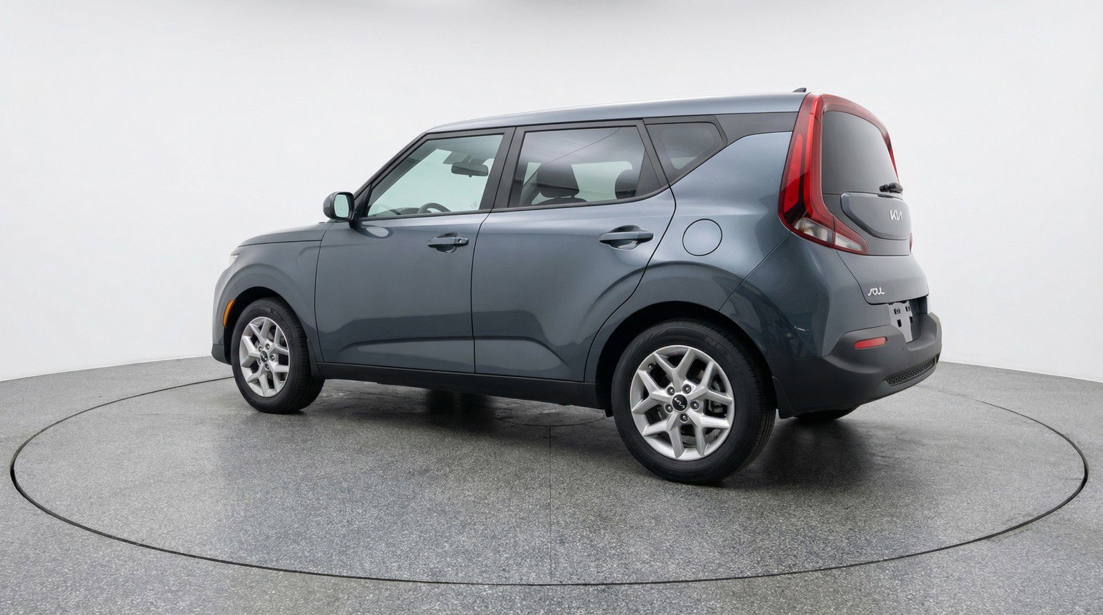 Used 2025 Kia Soul LX w/ LX Technology Package image 6