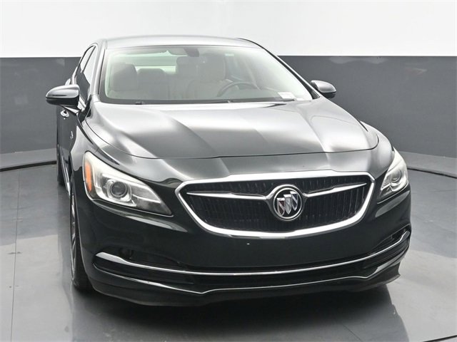 Used 2017 Buick LaCrosse Preferred image 8