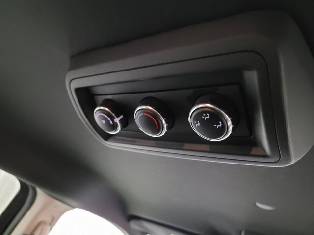 Used 2018 Dodge Grand Caravan SXT image 47