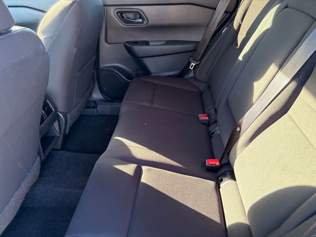 Certified 2025 Nissan Rogue S image 25