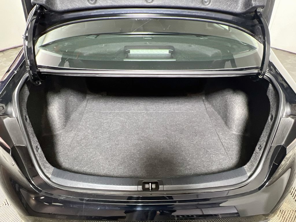 Certified 2025 Toyota Corolla LE FWD image 22