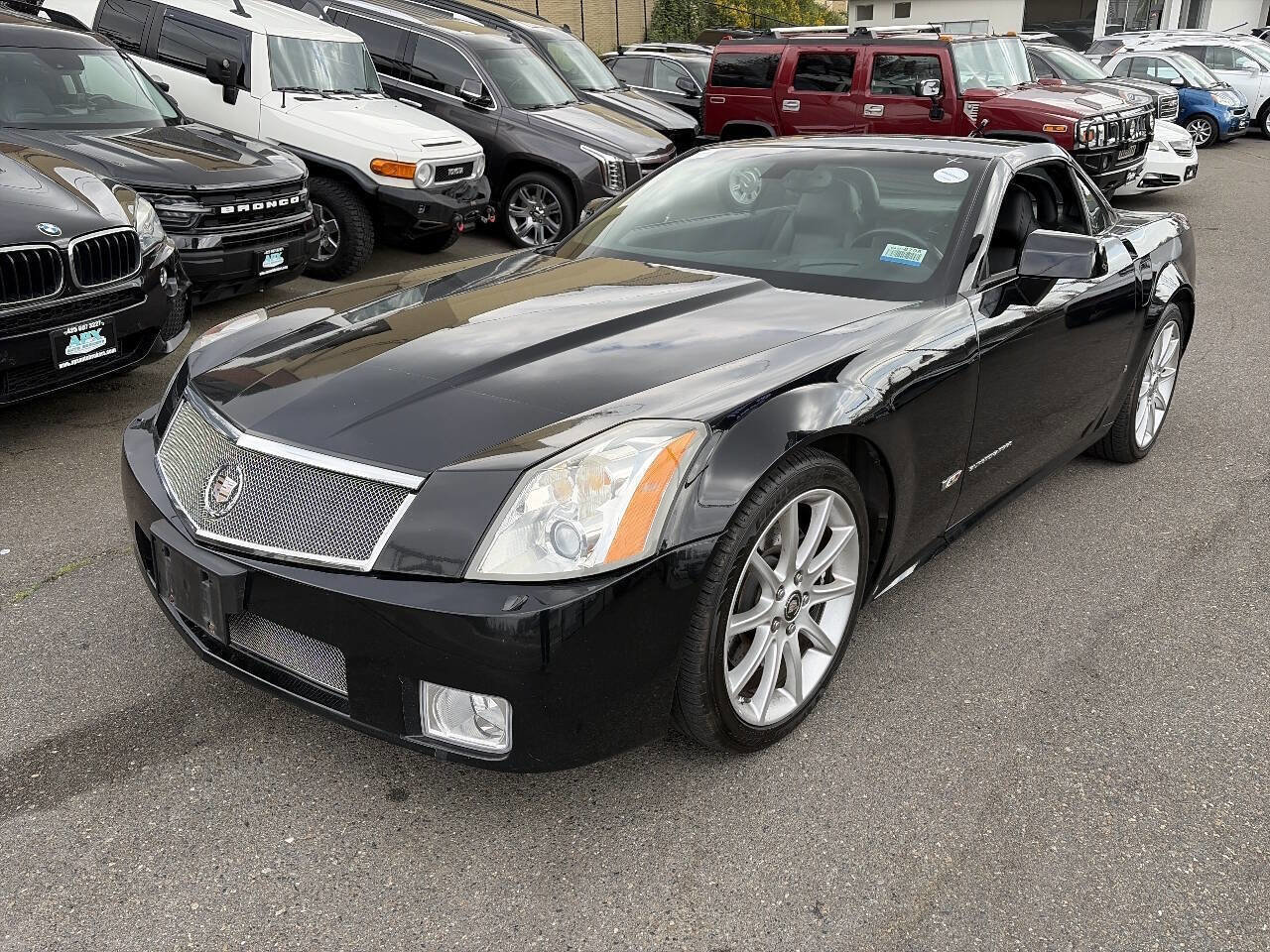 Used 2007 Cadillac XLR V RWD image 1