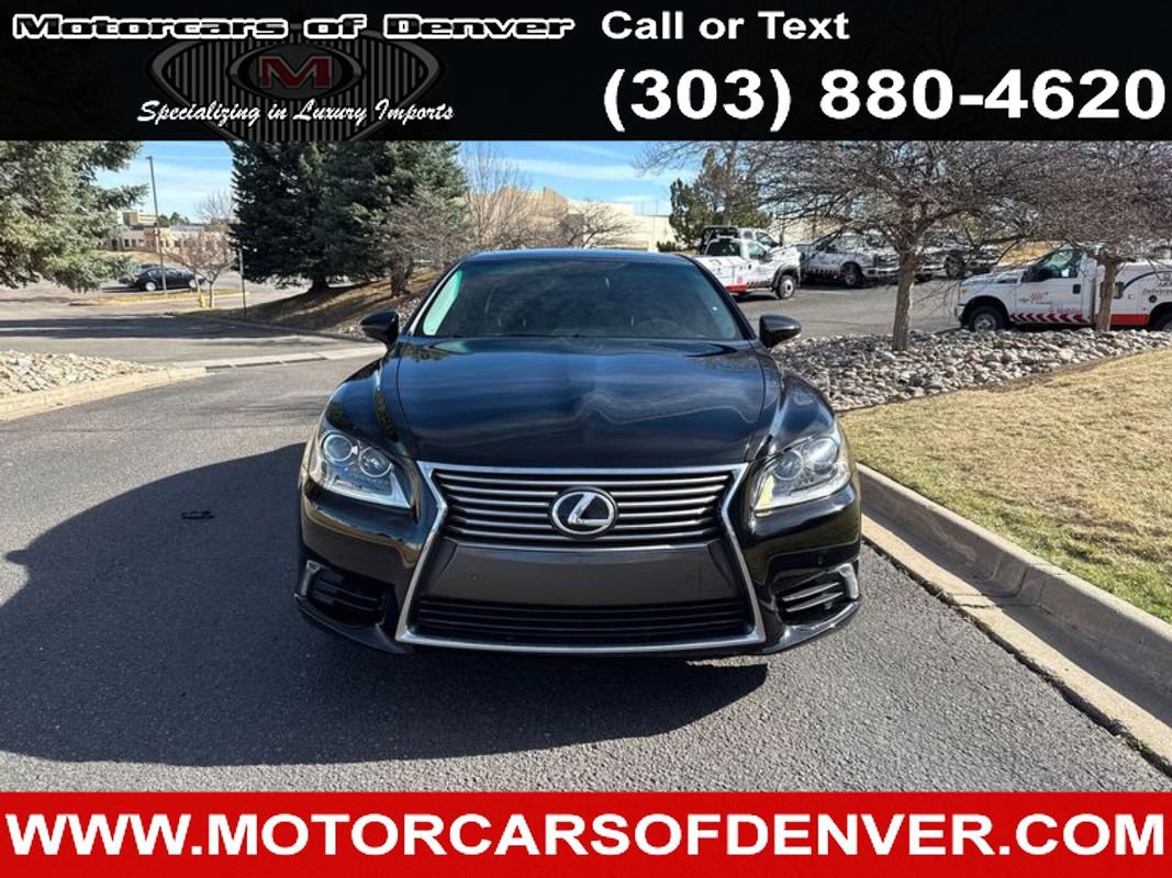 Used 2016 Lexus LS 460 w/ Comfort Package image 2