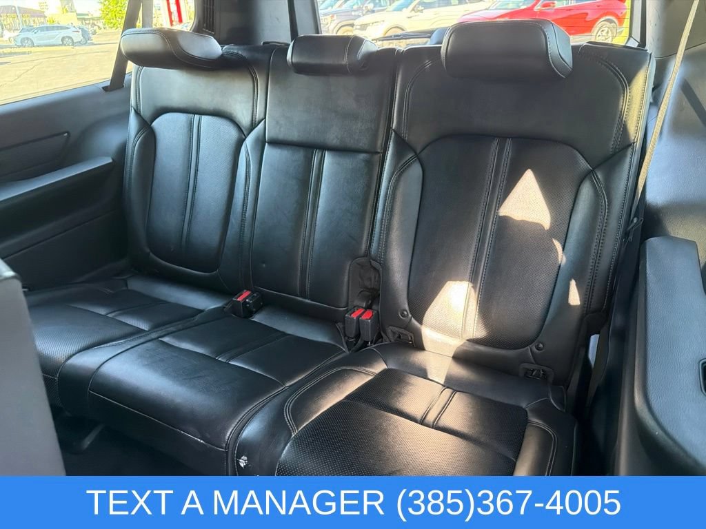 Used 2023 Jeep Wagoneer L Series II AWD/4WD image 23