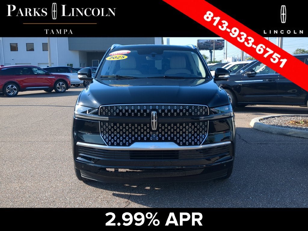Certified 2025 Lincoln Navigator Reserve AWD/4WD image 2