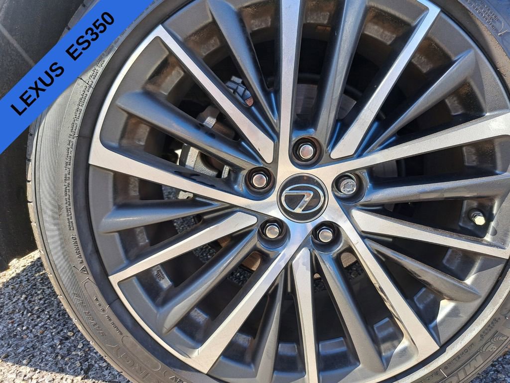 Used 2025 Lexus ES 350 w/ Premium Package image 26