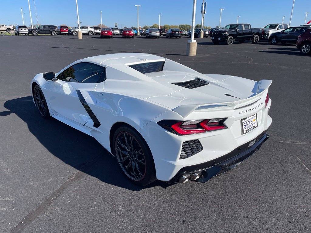 Used 2022 Chevrolet Corvette Stingray Premium Conv w/ Z51 Performance Package RWD image 3