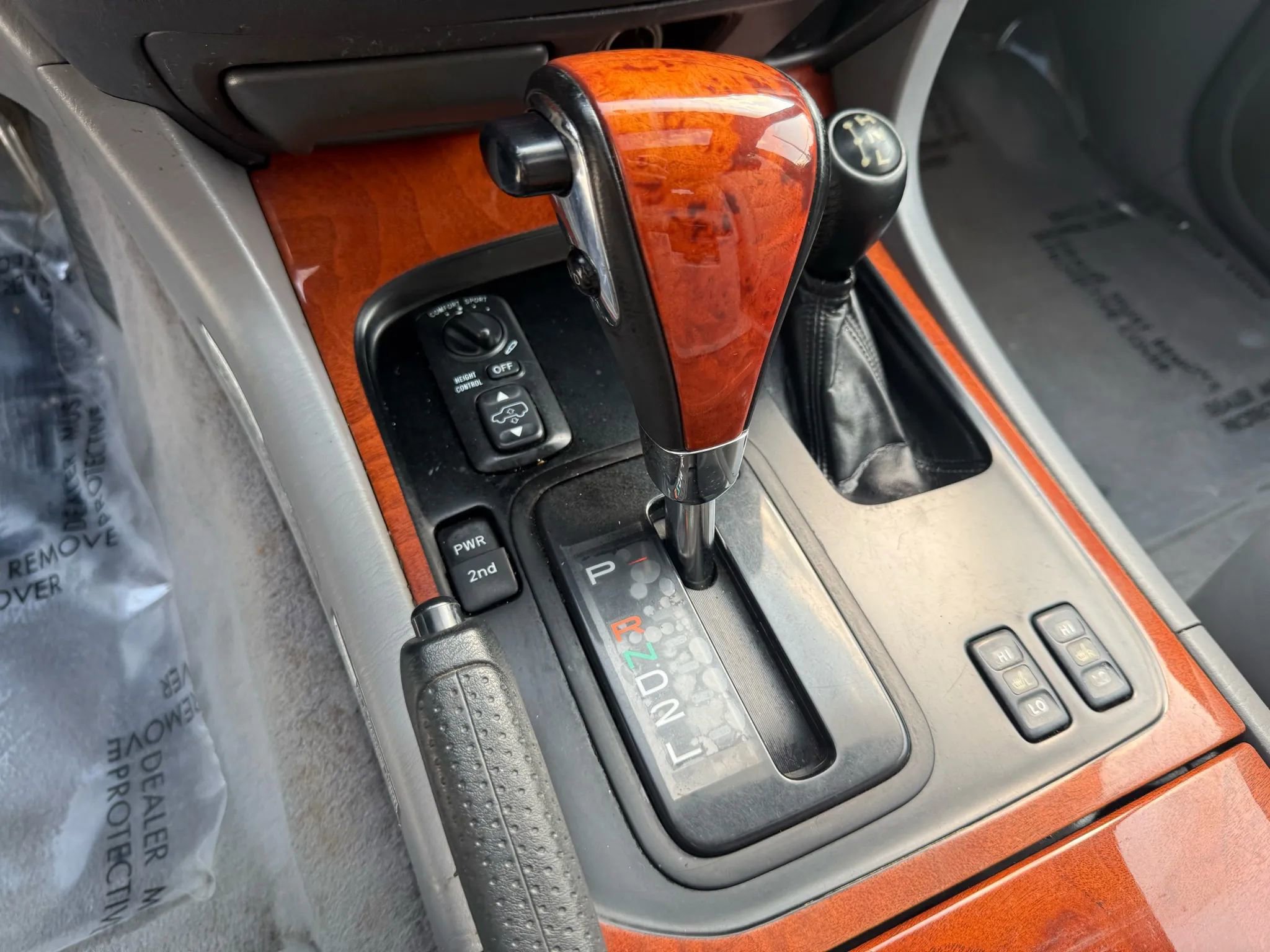 Used 2002 Lexus LX 470 4WD image 28