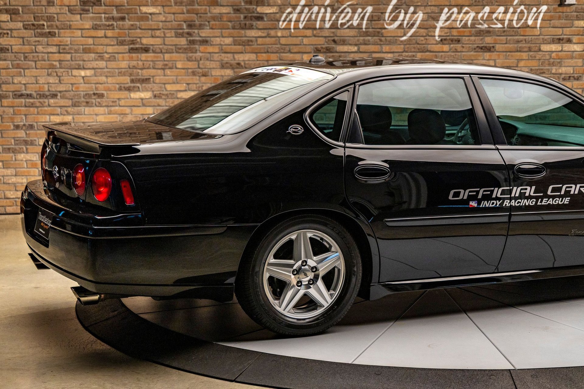 Used 2004 Chevrolet Impala SS image 11