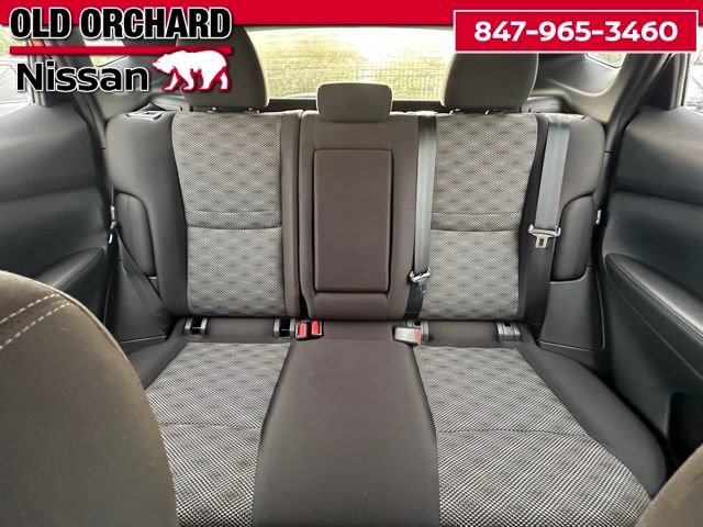 Used 2022 Nissan Rogue Sport SV image 13